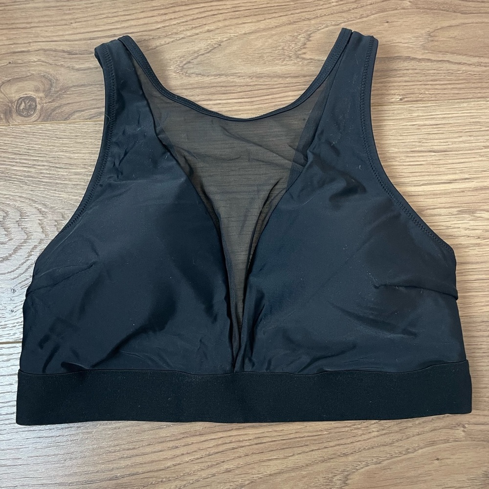 Cupshe Black Mesh V-Neck Sports Bikini Top